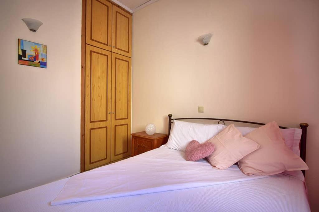 Nafsikas Apartment - Ipsos Beach Экстерьер фото